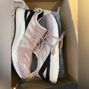 Adidas Am4 par size 11 Ultraboost mens womens